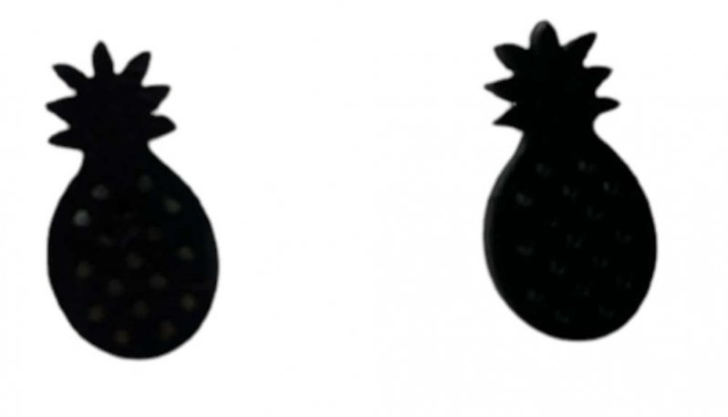 Teräsnappikorvakorut