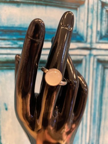 Ruusukvartsi terässormus