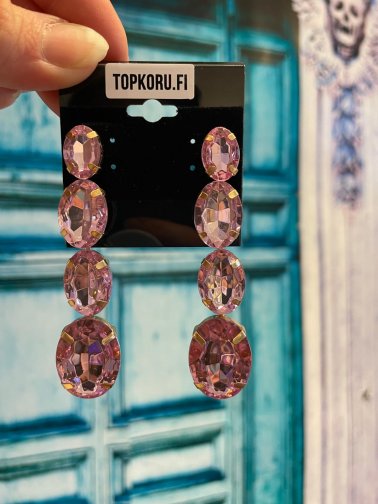 Juhlakorvakorut strasseilla