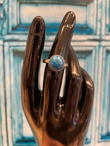 Lapislatsuli terässormus