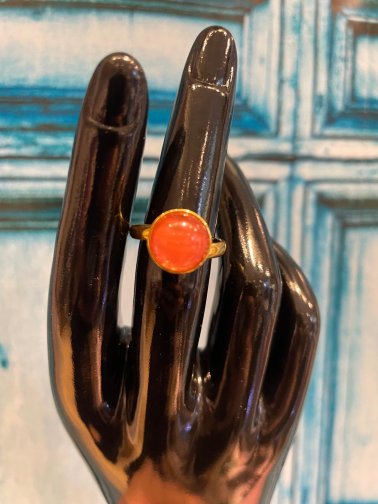 Kirsikkakvartsi terässormus