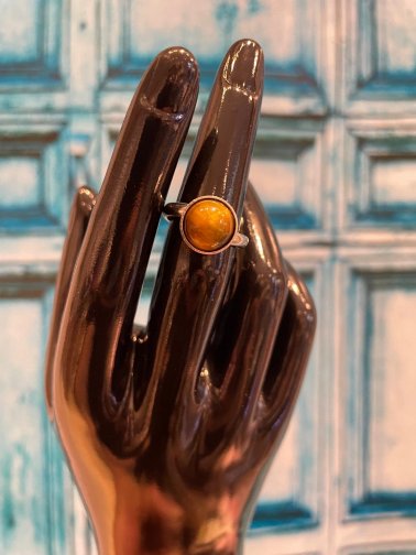 Tiikerinsilmä terässormus