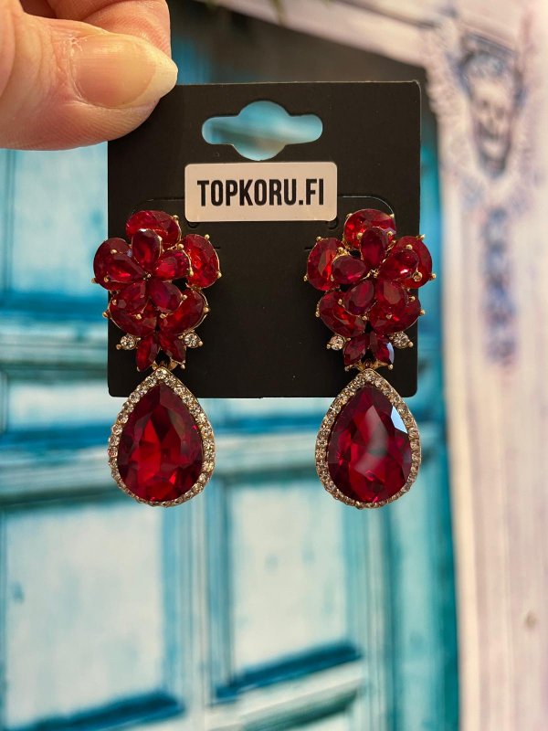 Juhlakorvakorut strasseilla