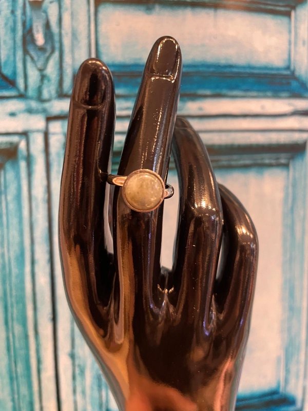 Labradoriitti terässormus