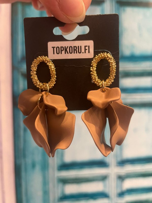 Lehtikorvakorut
