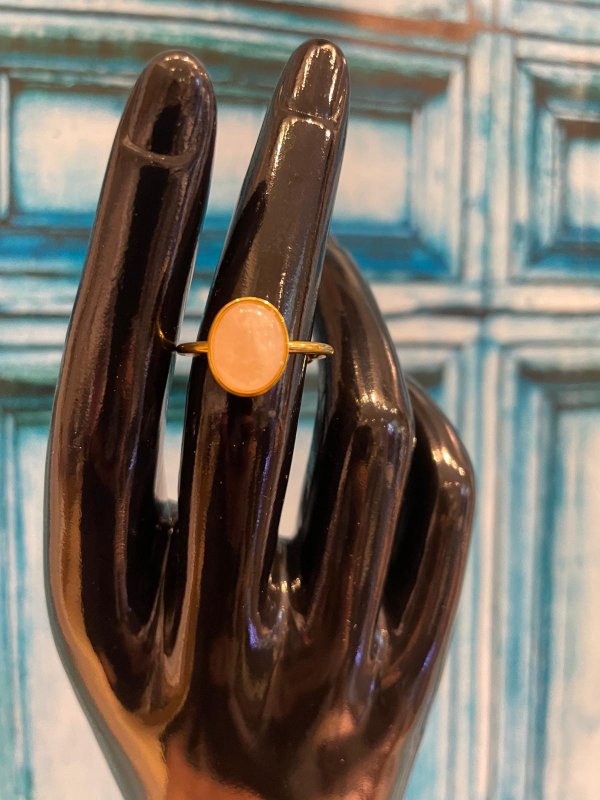 Ruusukvartsi terässormus